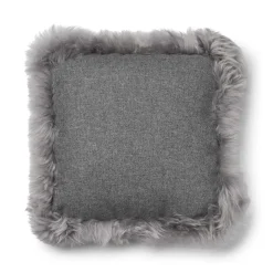 Classic Collection | Uldpude | Langhåret | Dobbeltsidet | 52x52 cm | 34x52 cm