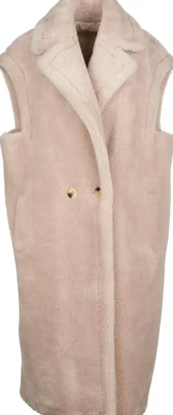 Courtney Vest