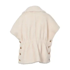 Elvira Poncho
