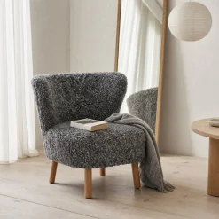 Emil Lounge Chair | Korthåret