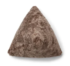 Hematite pude | Korthåret | New Zealand | 35x35x35 cm