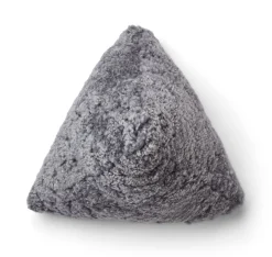 Hematite pude | Korthåret | New Zealand | 35x35x35 cm