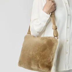 Olivia Maxi Taske