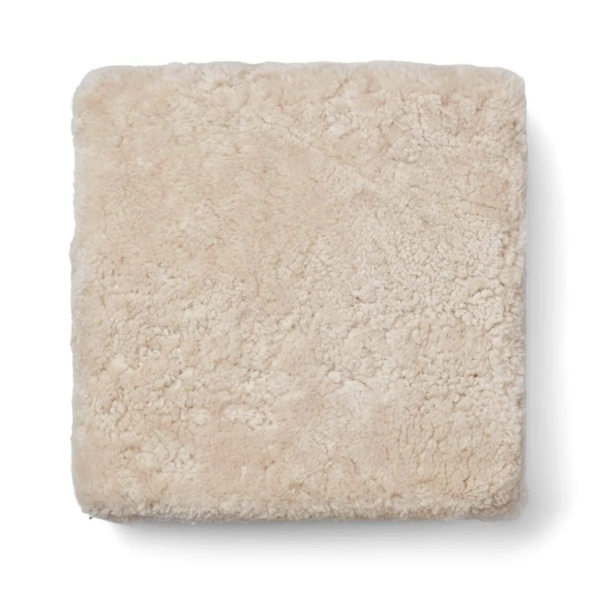 Puf | Korthåret | New Zealand | 40x40x13 cm