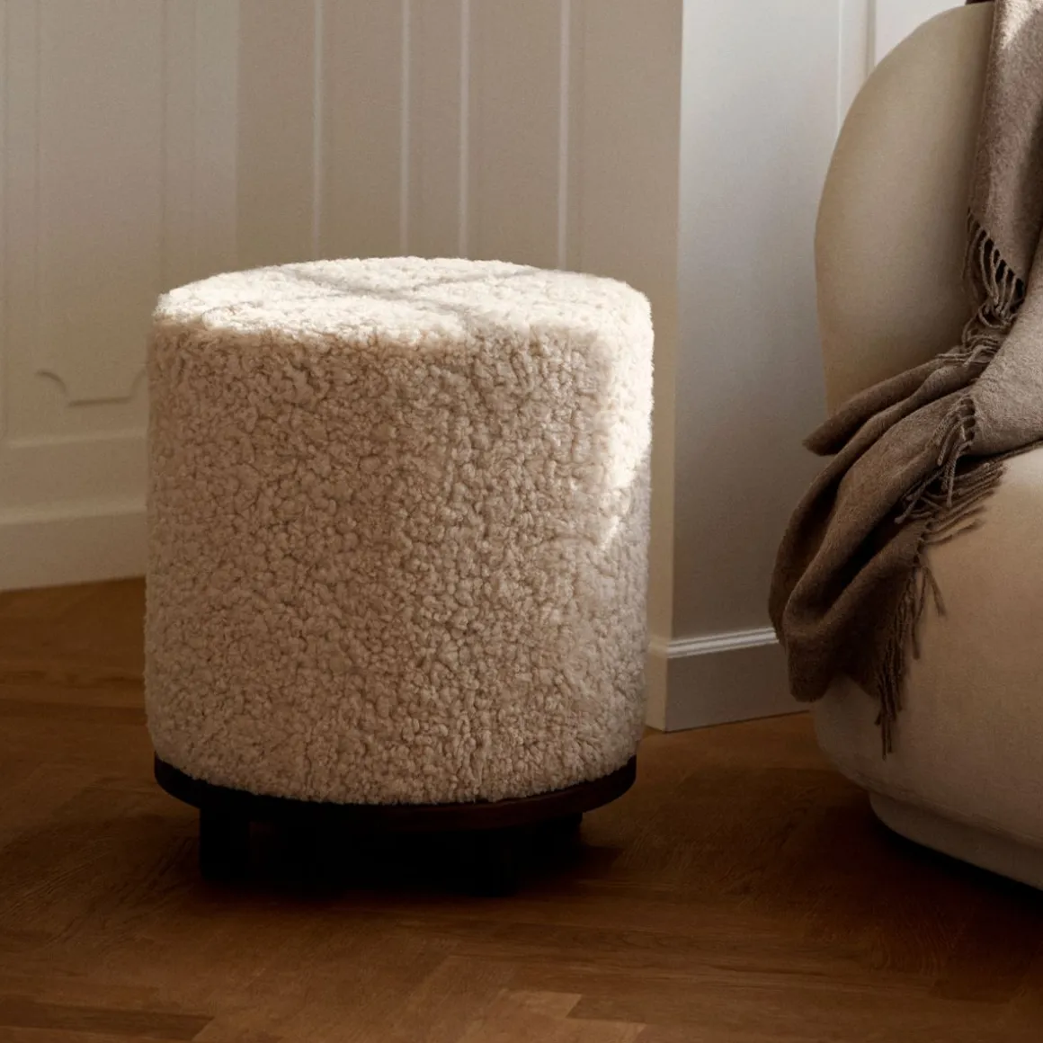 Simon Puf | Korthåret | D46xH42 cm