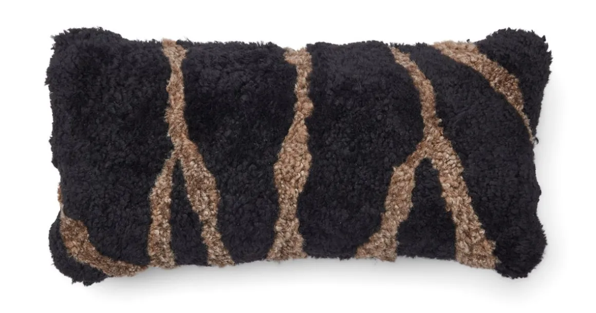 Zebra Lammeskindspude | Korthåret | New Zealand | Dobbeltsidet | 30x60 cm